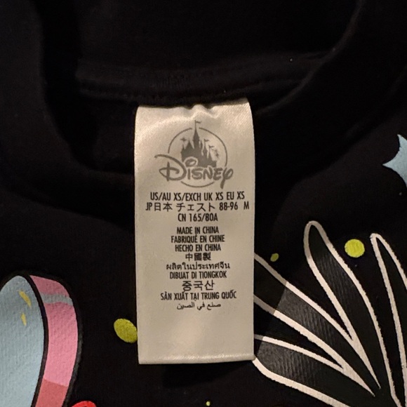 Disneys Alice In Wonderland pullover sweatshirt -sold out - Picture 7 of 10